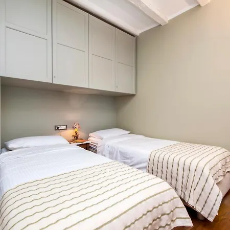 Mediterraneo Apartman *