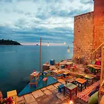 Apartment Mediterraneo